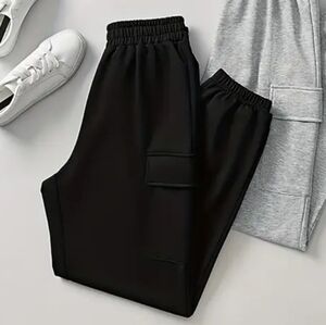 Stylish Cargo Jogger Pants In Black